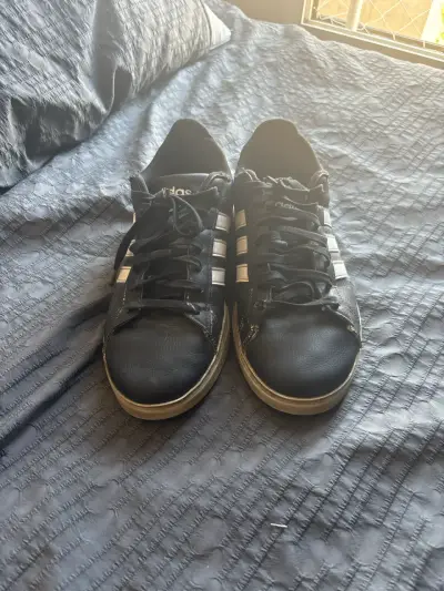 Zapatillas negras Adidas clásicas - miniatura 2