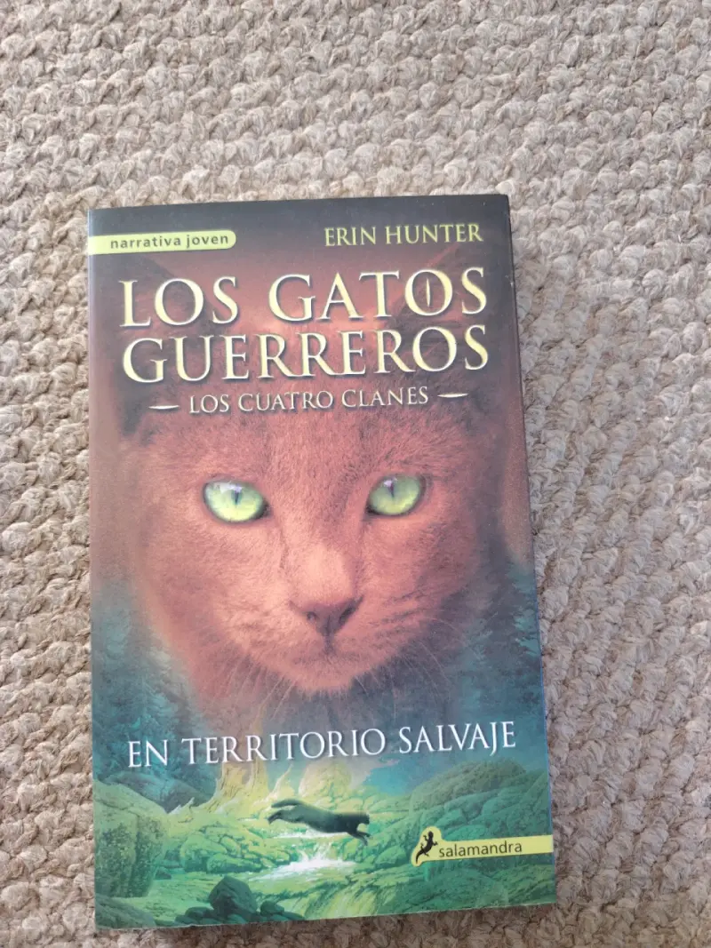 Libro 'Los Gatos Guerreros' de Erin Hunter - 1