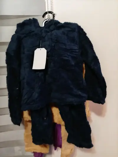 Pijamas de polar de la talla 2 ala 8 - miniatura 1