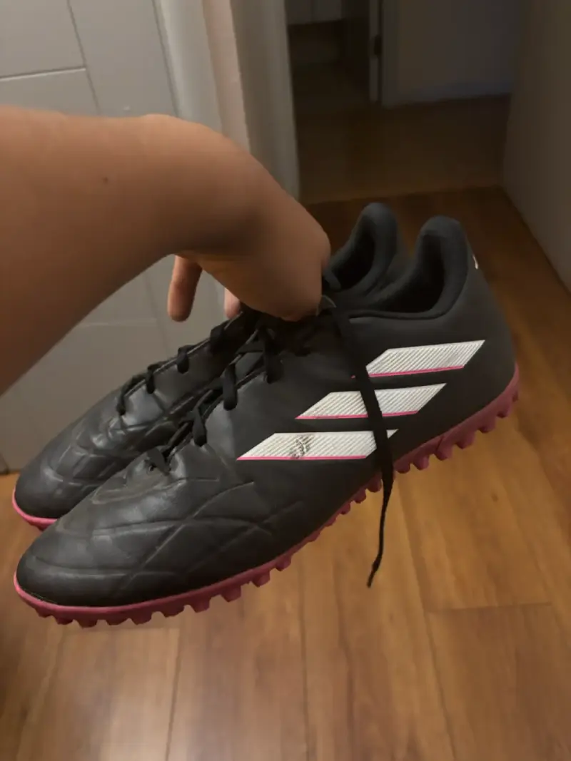 Zapatillas de fútbol adidas