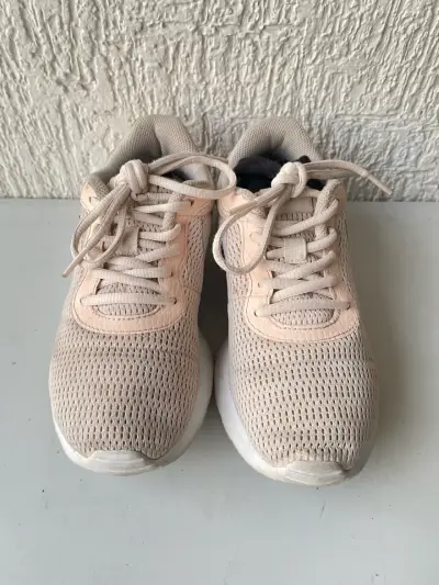 Zapatillas deportivas rosa - miniatura 1