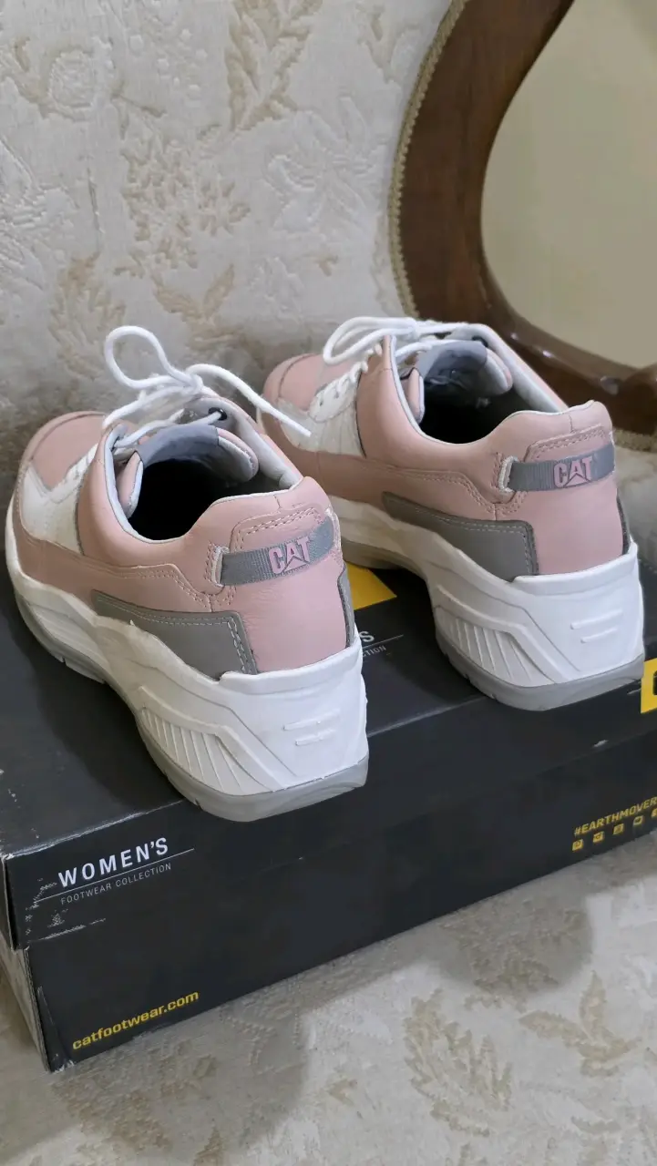 Zapatillas rosas CAT con caja - 3