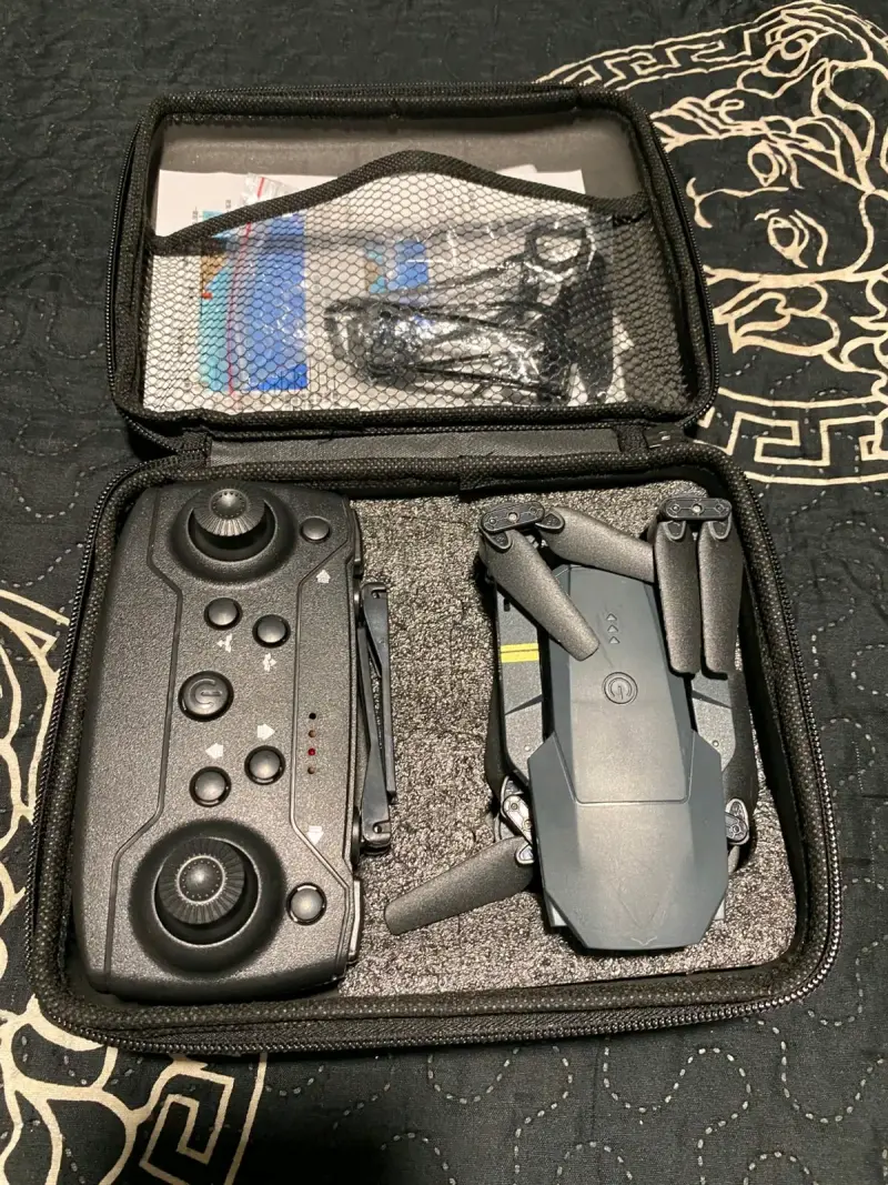 Drone plegable con control remoto - 1