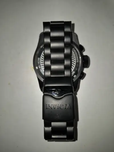 Reloj cronógrafo Invicta negro - miniatura 2