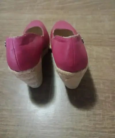 Zapatillas plataforma rosadas - miniatura 3