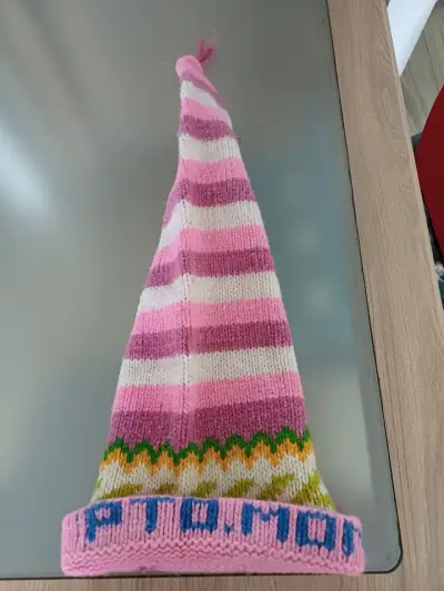 Gorro de lana a rayas rosas - miniatura 2