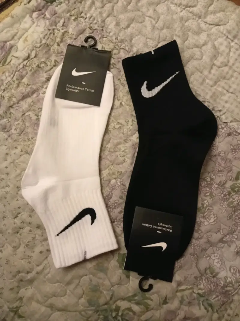 Calcetines Nike performance blanco y negro - 2