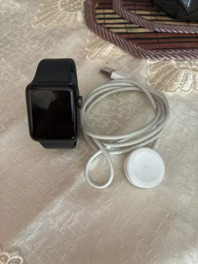 Apple Watch serie 3 38mm con cable de carga - miniatura 1
