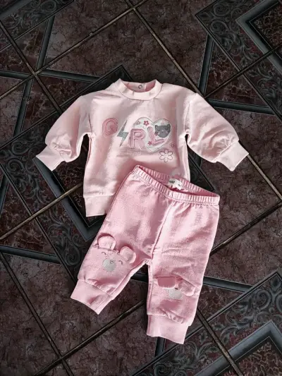 2 conjuntos 4Kids Talla 6 Meses - miniatura 2