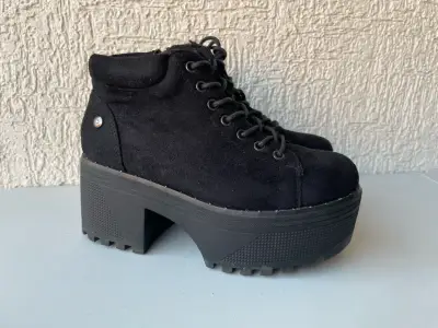 Botines plataforma negros - miniatura 1