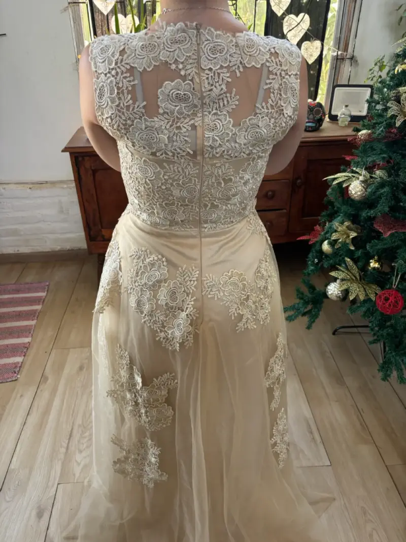 Vestido novia elegante de encaje beige - 2
