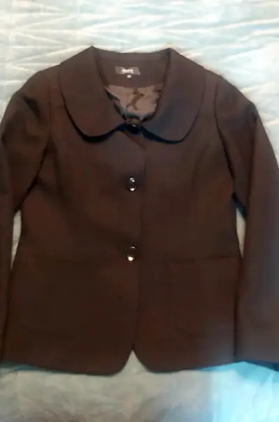 Blazer negro con botones - miniatura 1