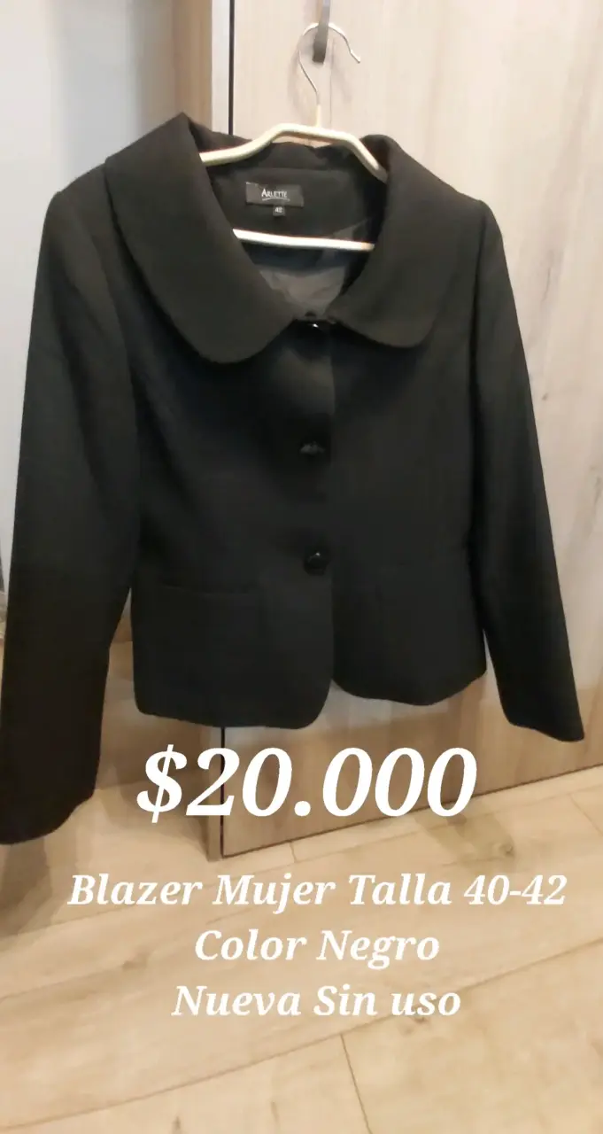 Blazer negro con botones - 2