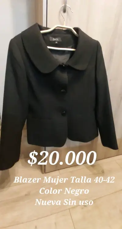 Blazer negro con botones - miniatura 2