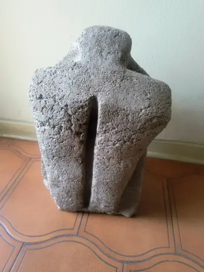 Escultura Lily Garafulic - miniatura 4