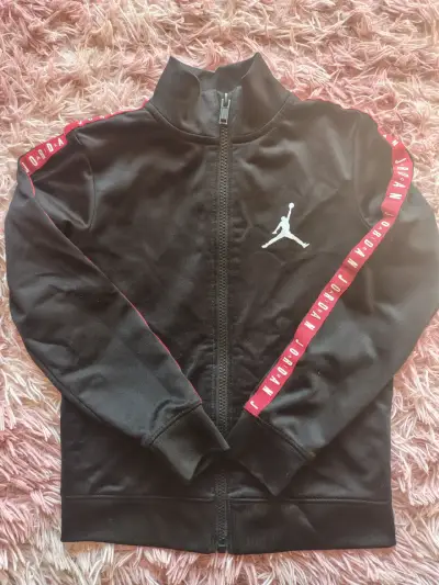 Chaqueta deportiva negra Jordan - miniatura 1