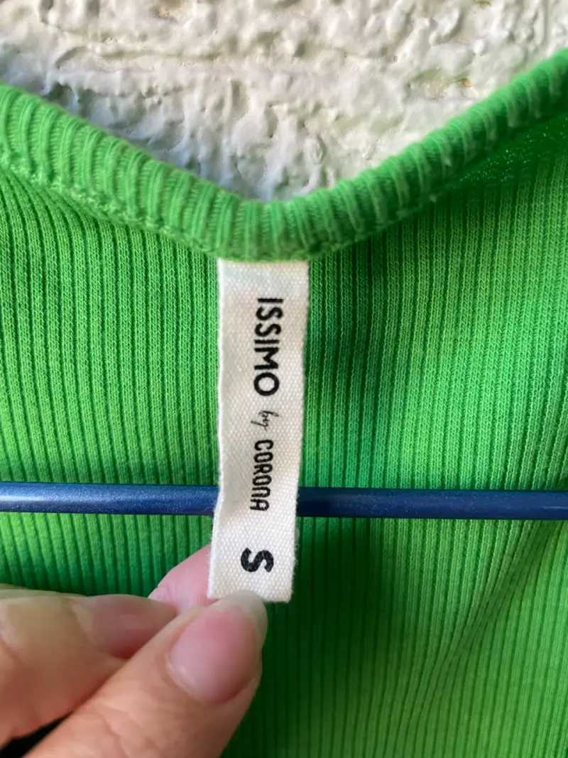 Polera verde fruncida - 2