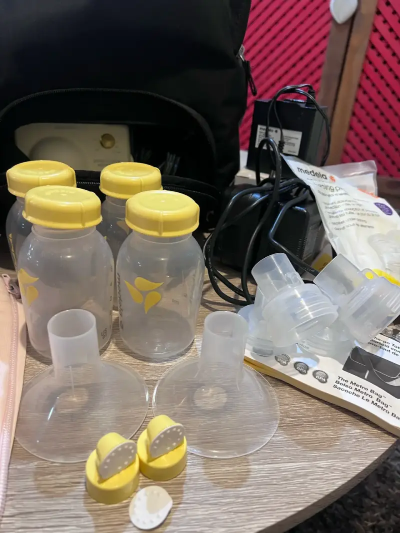 Extractor de leche doble Medela - 3