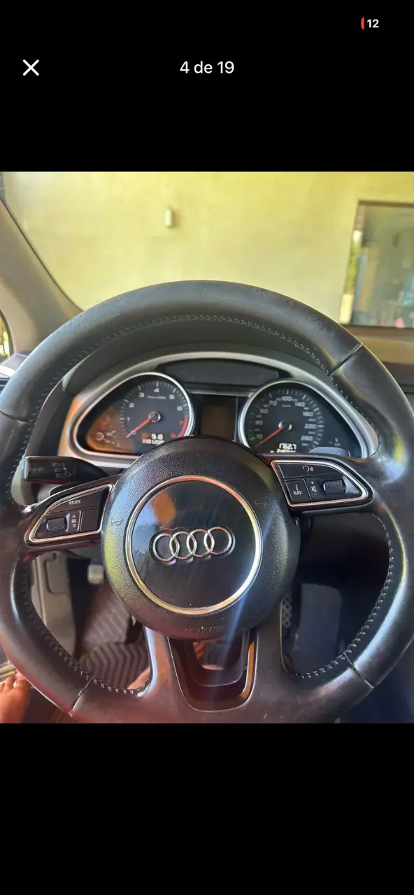 Audi q7 de  lujo negra - 2