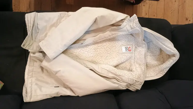 Chaqueta beige con forro de chiporro - 1