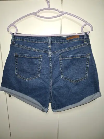 Ropa NUEVA y otra con par de esos pero nueva - miniatura 5