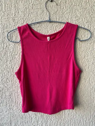 Polera sin mangas fucsia - miniatura 1