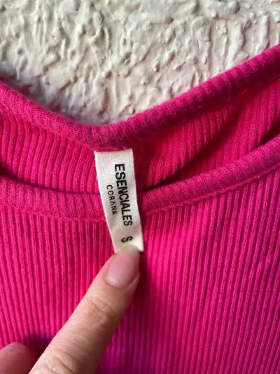 Polera sin mangas fucsia - miniatura 2