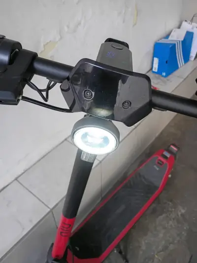Scooter eléctrico NIU KQI3 Sport - miniatura 6