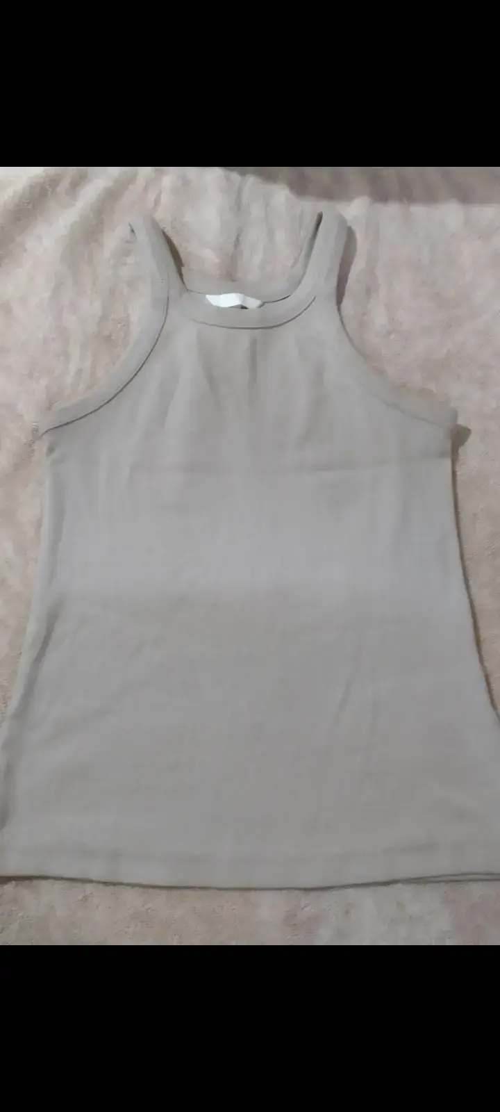 Polera sin mangas beige