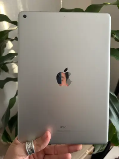 iPad 7ta generación, está casi nuevo - miniatura 5