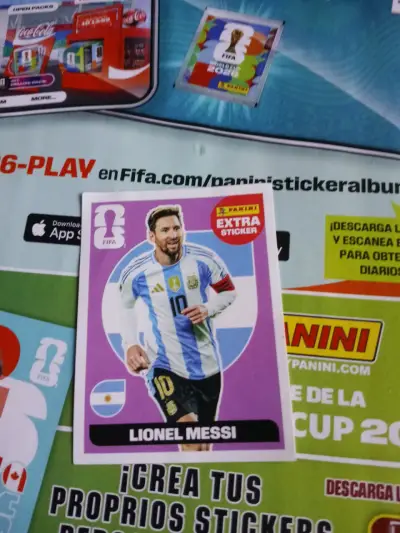 Lámina extra Lionel Messi Panini - miniatura 1