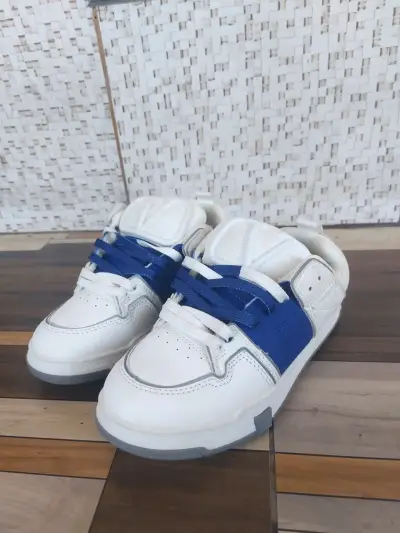 Zapatillas Valentino blancas con azul - miniatura 1