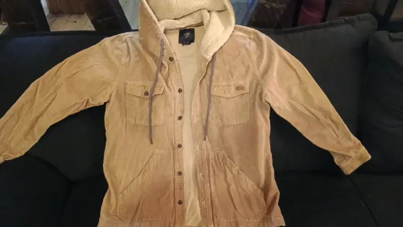 Chaqueta de cotele con piel, con capucha - 1