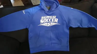Polerón azul Hauppauge Soccer - miniatura 1