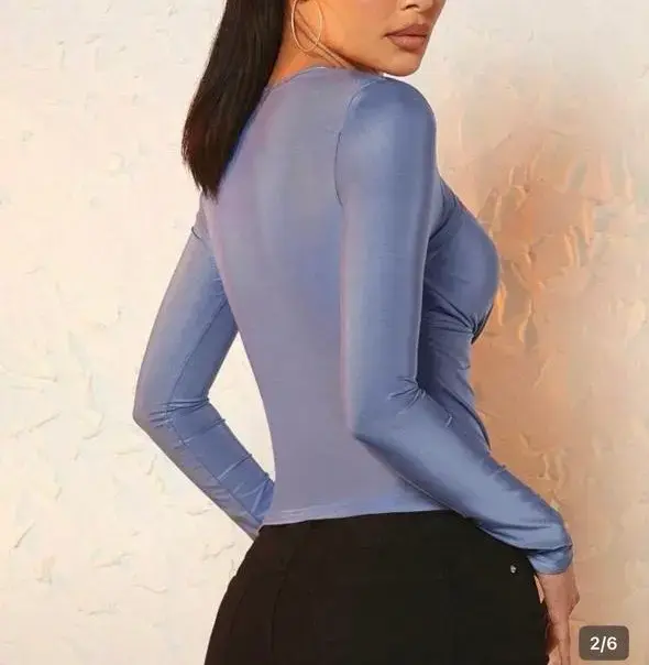 Top azul con mangas largas - 2