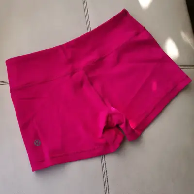 Short deportivo fucsia mujer - miniatura 2