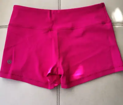 Short deportivo fucsia mujer - miniatura 3