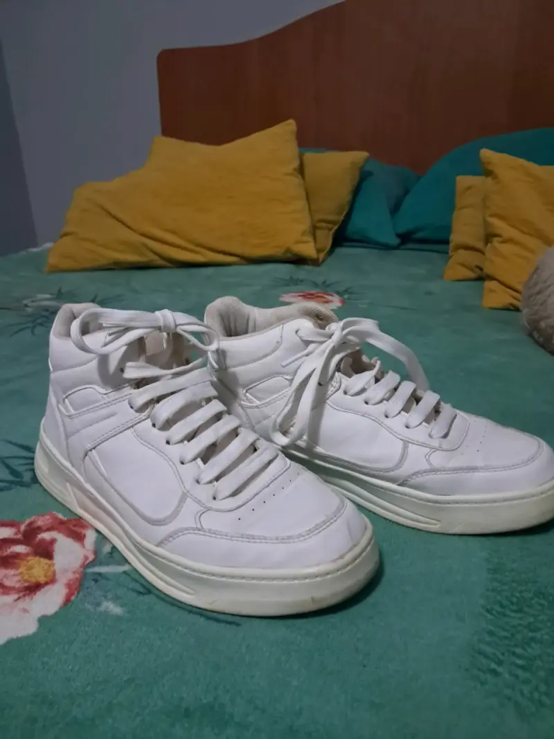 Zapatillas blancas - 1