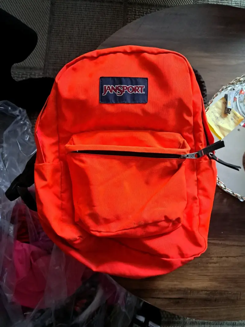 Mochila Jansport roja - 1