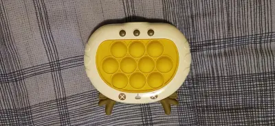 Tableta de dibujo, puntero láser, calendario etc. - miniatura 5