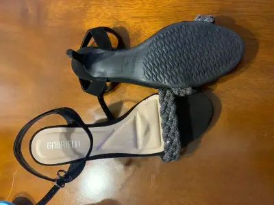 Sandalias brasileñas  negras con strass  grafito - miniatura 3