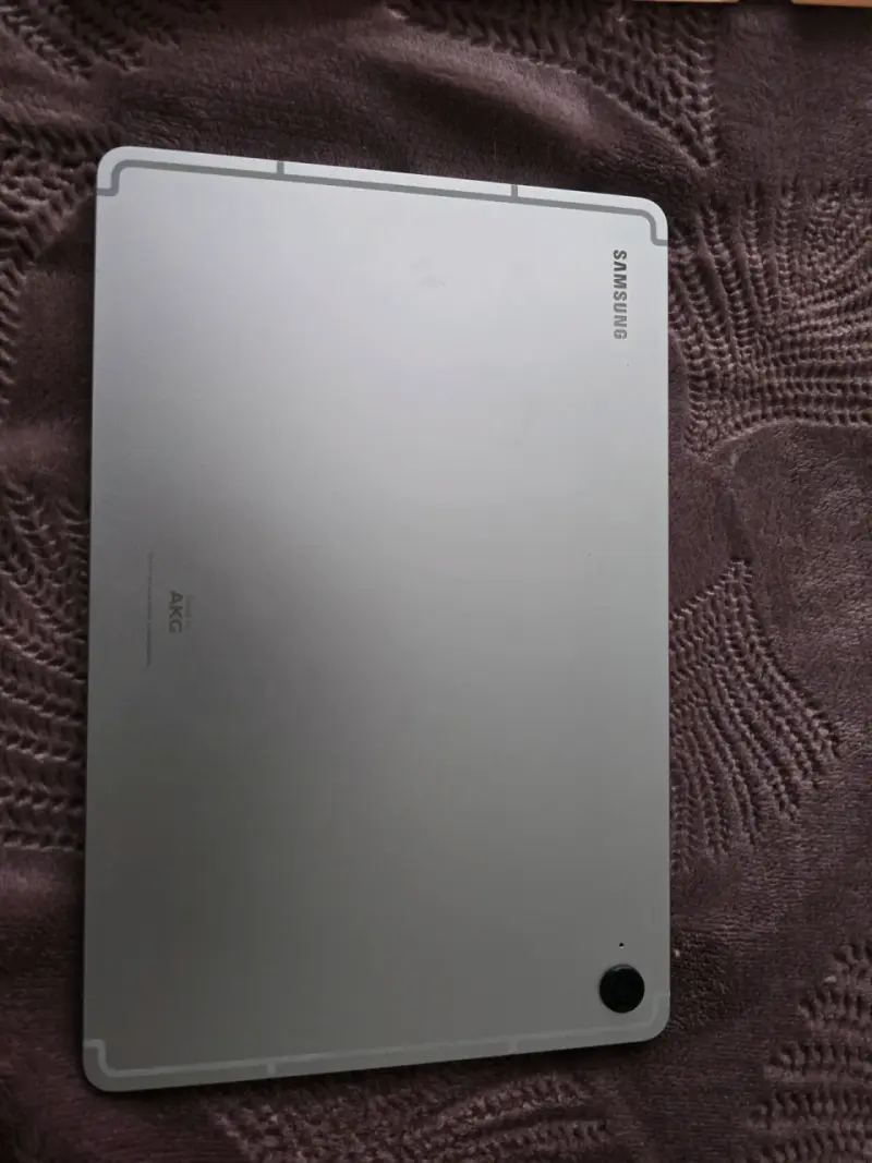 GALAXY TAB S9 FE - 3