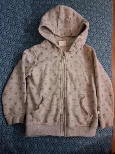 Polerón gris con capucha para niña - miniatura 1