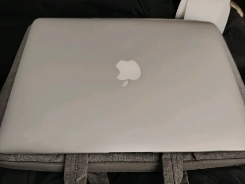 Laptop MacBook Air usada - 4