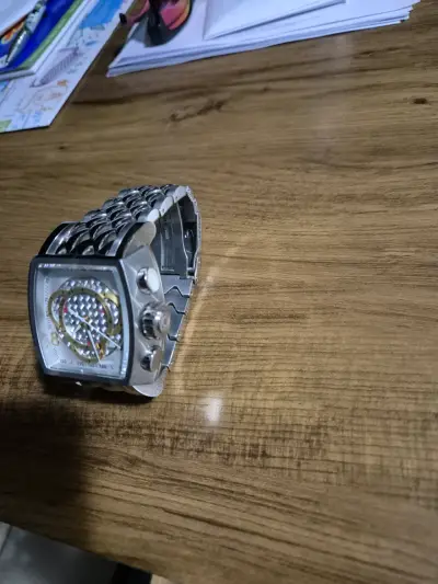 Reloj de pulsera plateado deportivo - miniatura 3