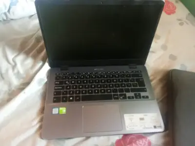 Notebook Acer Aspire usado - miniatura 1