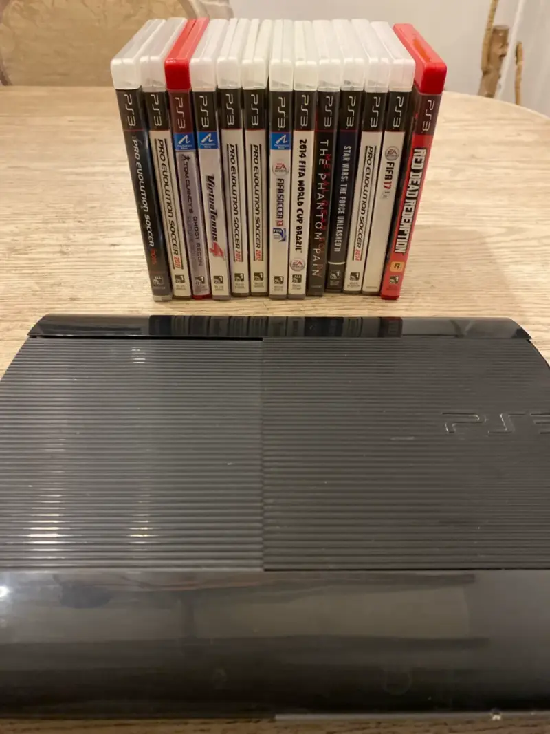 Consola PS3 con juegos - 1