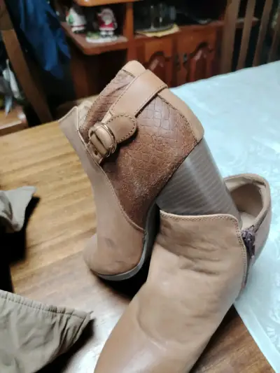 Botines de cuero beige - miniatura 3