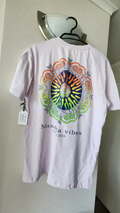 Polera Mandala Vibes lila - miniatura 3
