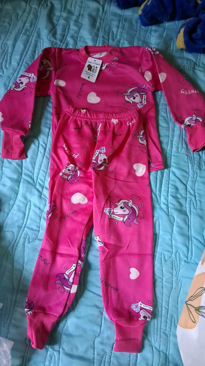 Pijama infantil rosado unicornio